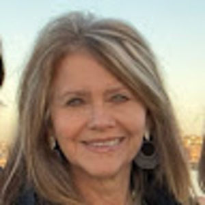 Meet your Posher, Laurie